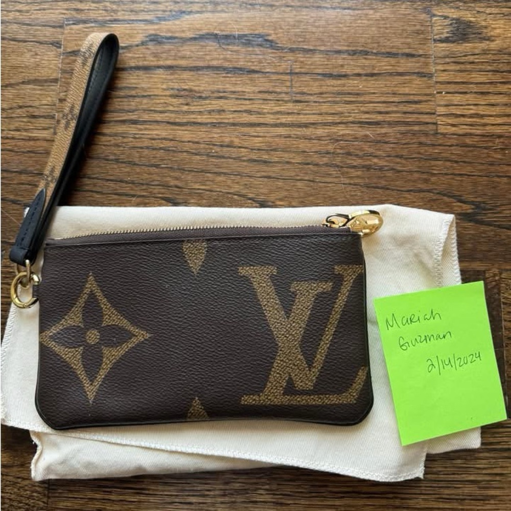 Louis Vuitton monogram wristlet